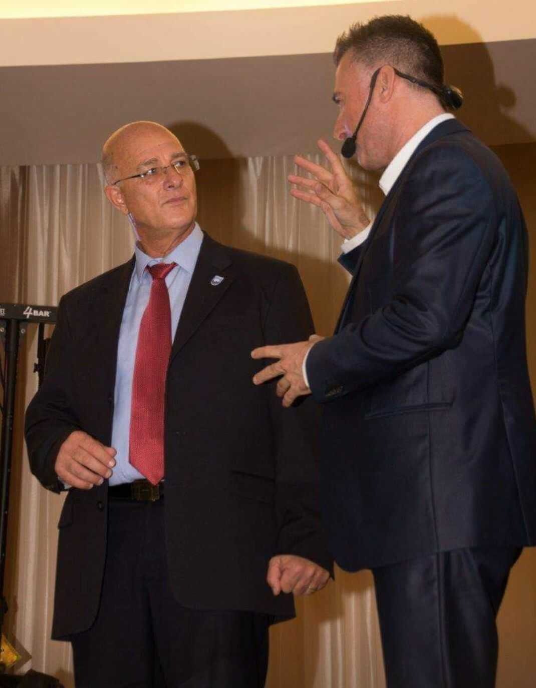 ישראל בויום מופע LG